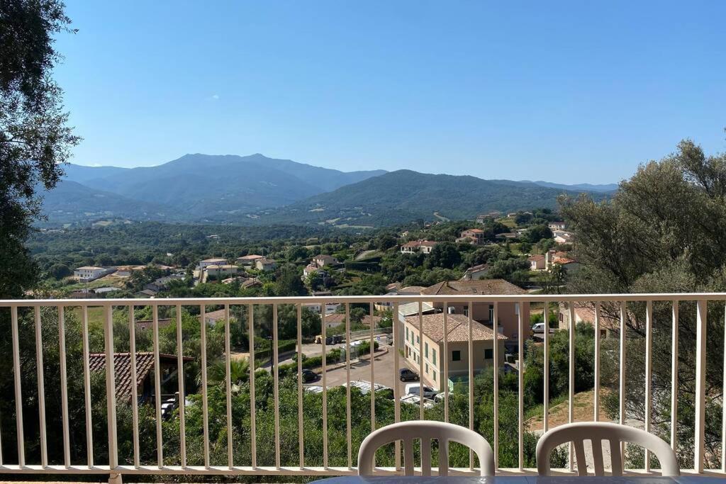 Apartmán Joli F3 De 60M2 Avec Balcon Bastelicaccia Exteriér fotografie