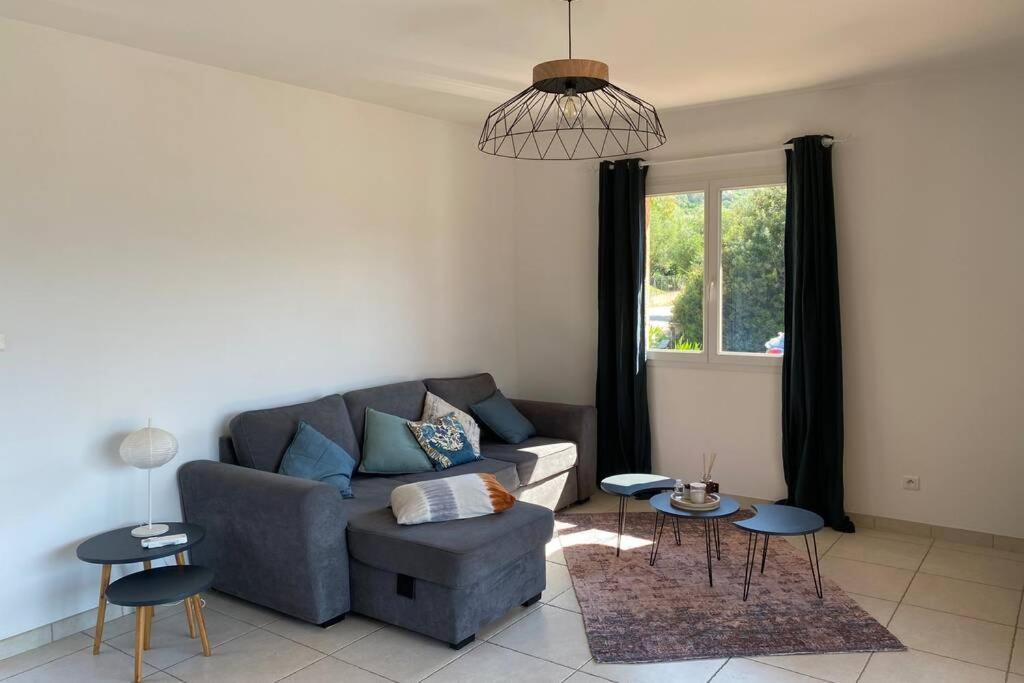 Apartmán Joli F3 De 60M2 Avec Balcon Bastelicaccia Exteriér fotografie